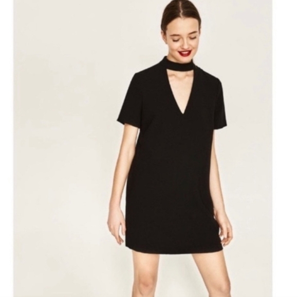 WOMEN'S BLACK V NECK ZARA MINI DRESS $50 - Picture 2 of 7